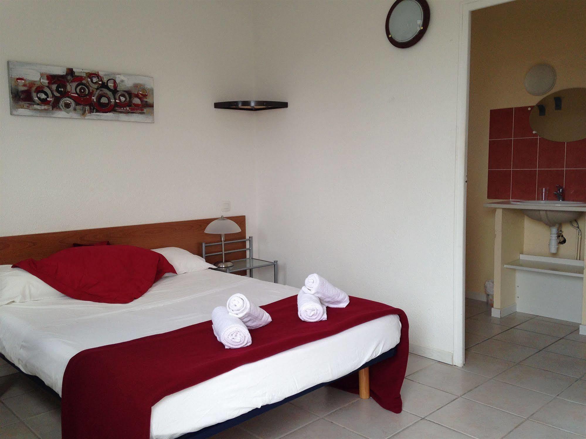 Mont Bouquet Lodge-Residence Hoteliere Brouzet-les-Ales Zewnętrze zdjęcie